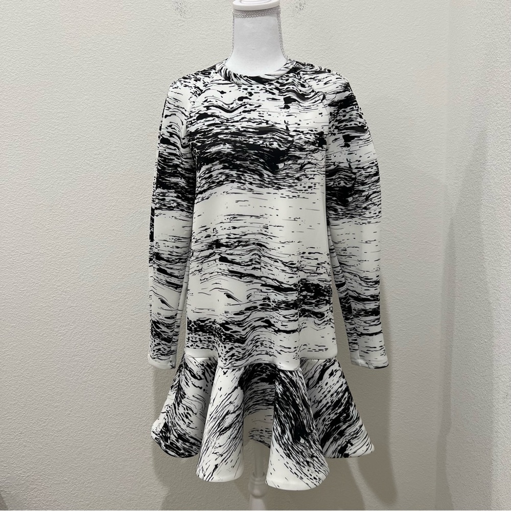 Cameo C/MEO The Label Scuba Marble Print Peplum Long Sleeve Dress XS NWT